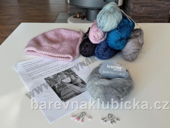 5. černo-šedá sada na pletenou čepici Natali z Malabrigo Rios a Kremke Babysilky Lace se značkovači