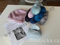 6. šedá sada na pletenou čepici Natali z Malabrigo Rios a Kremke Silky Kid bez značkovačů